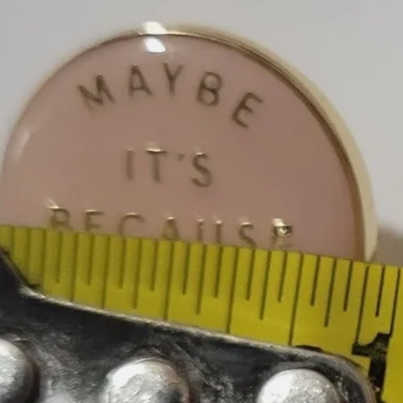 1 hour sale 🔥Burberry, pin, Maybe It’s Because I’m a Londoner, NWOT - Picture 3 of 3